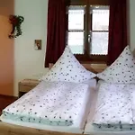 Staufenhof Pensionat 3*